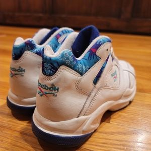 Vintage Women's Reebok Tennis Sneakers
